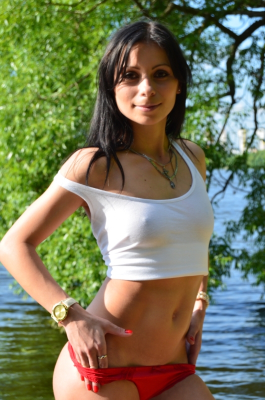 Анна, 22 года, 1 размер груди